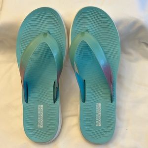 Women’s Skechers Ultra 60 Flip Flop/Sandals Size 10